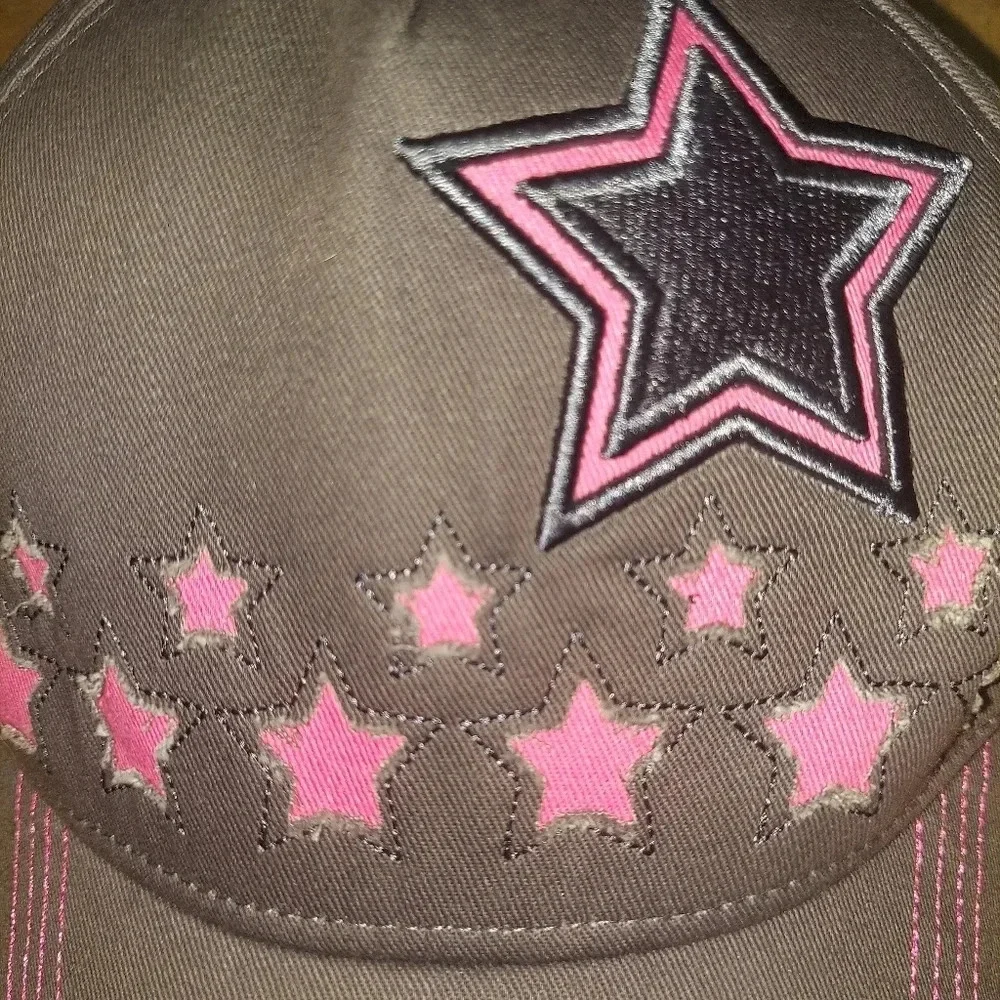 NWOT Pugs Embroidered Pink Stars Cap Hat